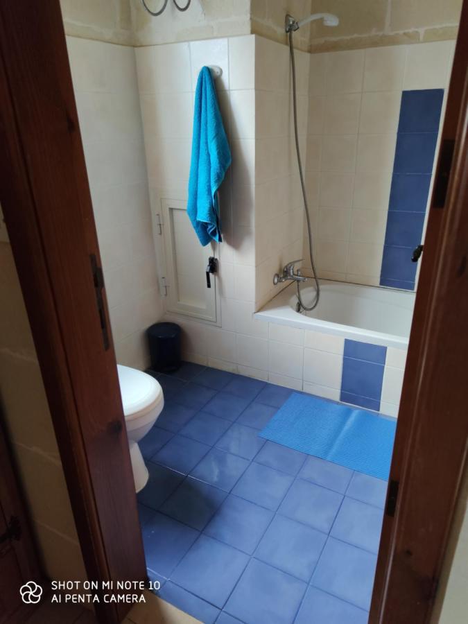 Seafront Two Bedroomed Apartment In Marsalforn Buitenkant foto